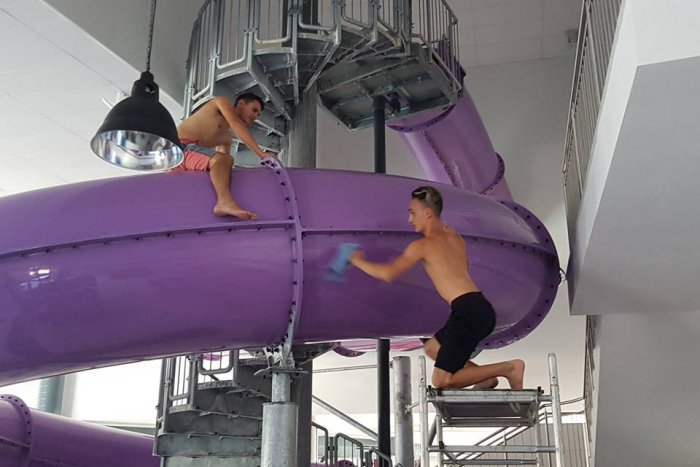 Ilustračný obrázok k článku FOTO: Petržalská plaváreň po mesačnej pauze opäť otvorí svoje brány