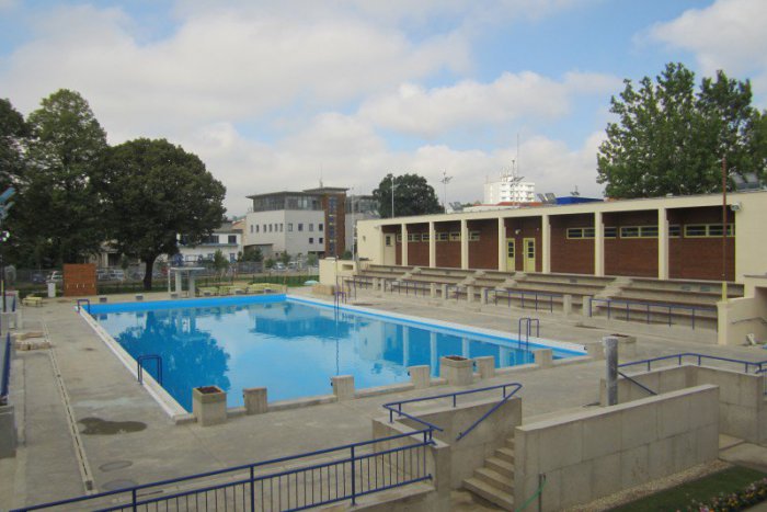 Ilustračný obrázok k článku Budú kúpaliská otvorené aj v septembri? Na jednom sa možno ešte okúpeme