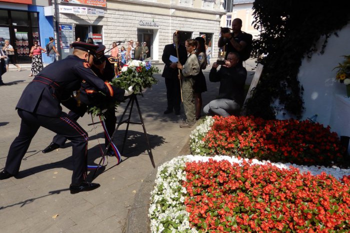 Ilustračný obrázok k článku V Poprade spomínali na august 1968: Vojaci vtedy zastrelili Jozefa Bonka (†19)