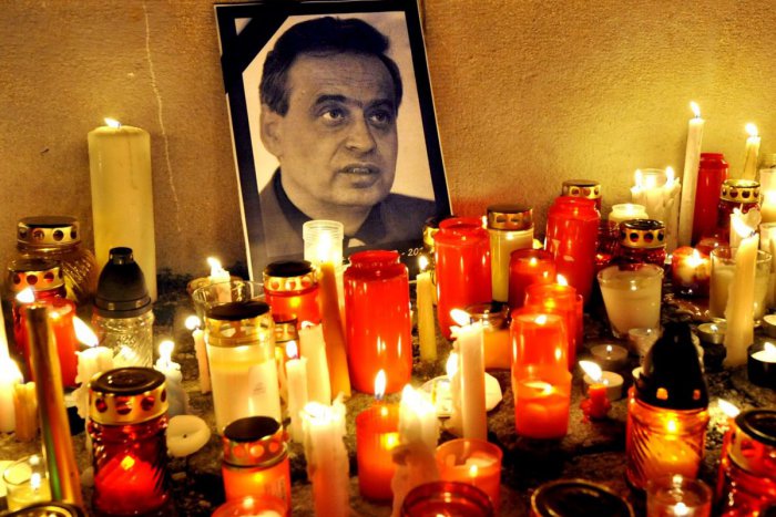 Ilustračný obrázok k článku Polícia po takmer 8 rokoch ukončila vyšetrovanie vraždy právnika Ernesta Valka