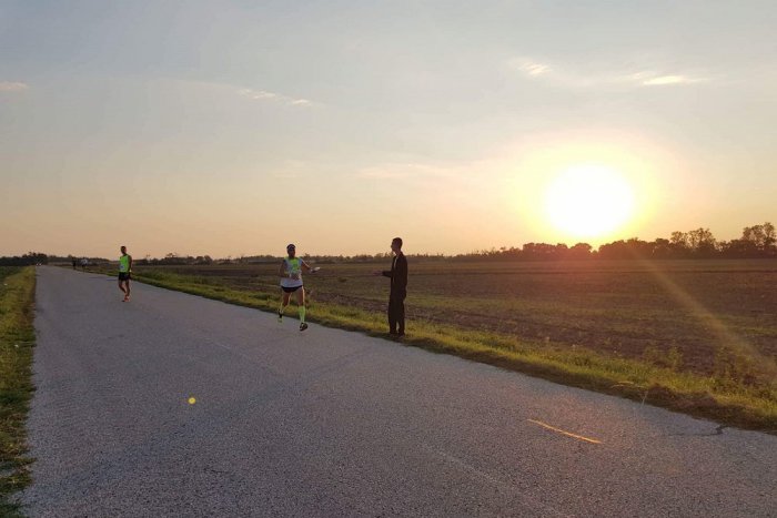 Ilustračný obrázok k článku Humenčan bol členom víťazného tímu: Bolesť i zážitky počas behu od Tatier k Dunaju!