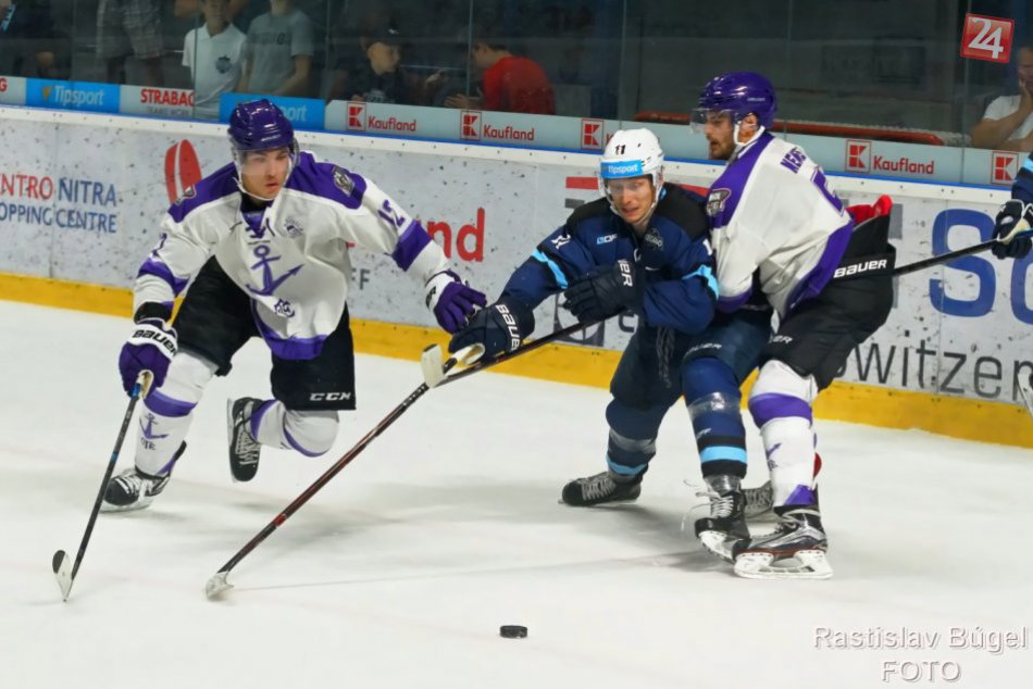 Ilustračný obrázok k článku Nitra aj v druhom zápase Vyšehradského pohára neinkasovala: Doma zdolala Újpest , FOTO