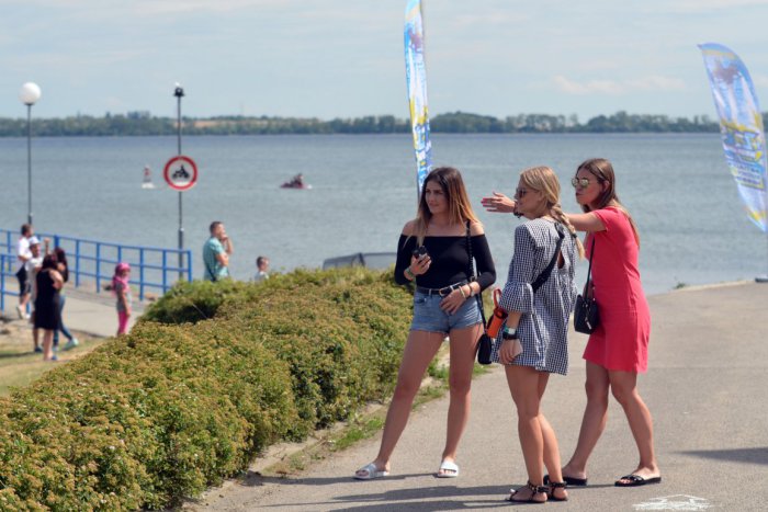 Ilustračný obrázok k článku Promenáda na brehu Zemplínskej šíravy: Urobte si bližšiu predstavu, ako bude vyzerať