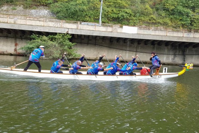 Ilustračný obrázok k článku Preteky dračích lodí v Trenčíne: Plavidlá naviažu na viac ako dvetisíc ročnú tradíciu