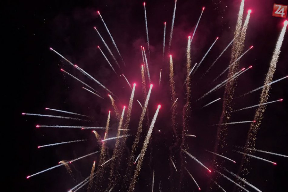 Ilustračný obrázok k článku VIDEO: Horúca láska rozpálila Košice nebeským divadlom