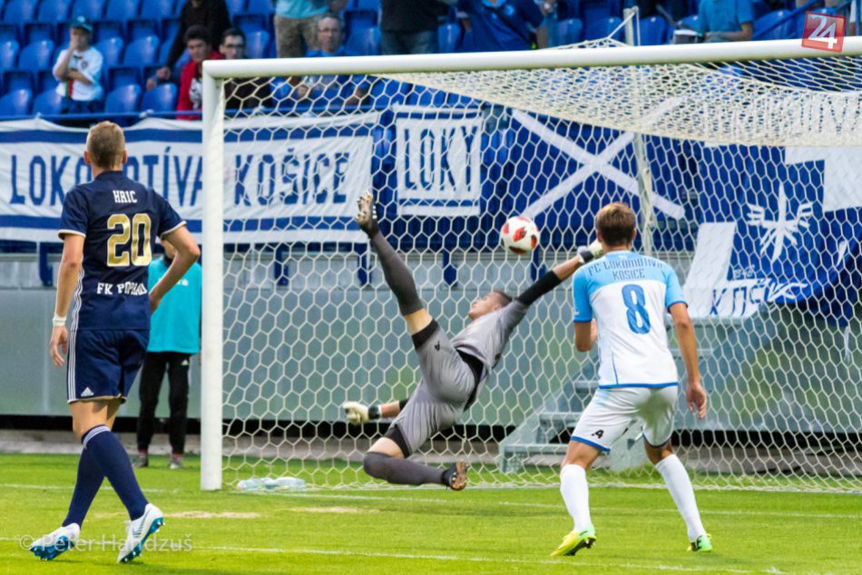 Ilustračný obrázok k článku FK Poprad na víťaznej vlne: Tesné víťazstvo s poslednou Lokomotívou