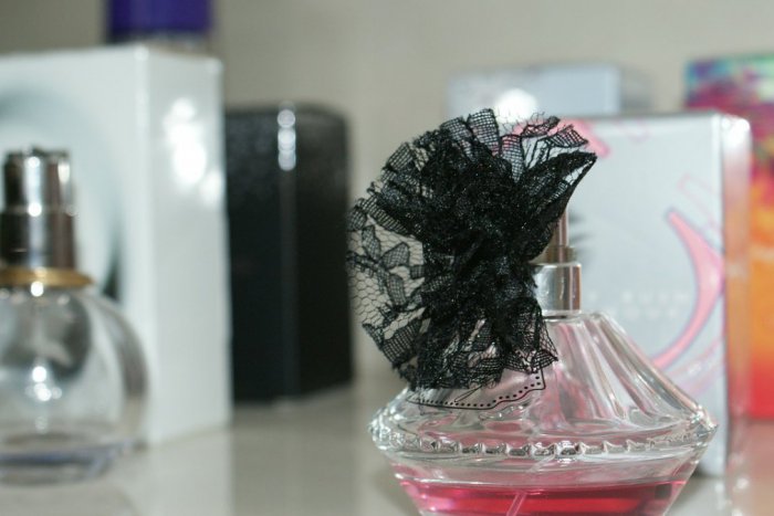 Ilustračný obrázok k článku Nenechajte sa oklamať: Úrad upozorňuje na podvodné stránky predávajúce lacné parfumy