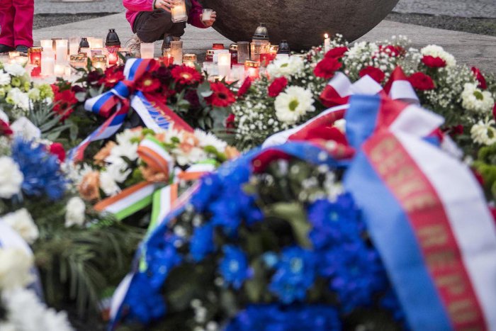 Ilustračný obrázok k článku VIDEO: V Mikuláši si pripomenuli Slovenské národné povstanie