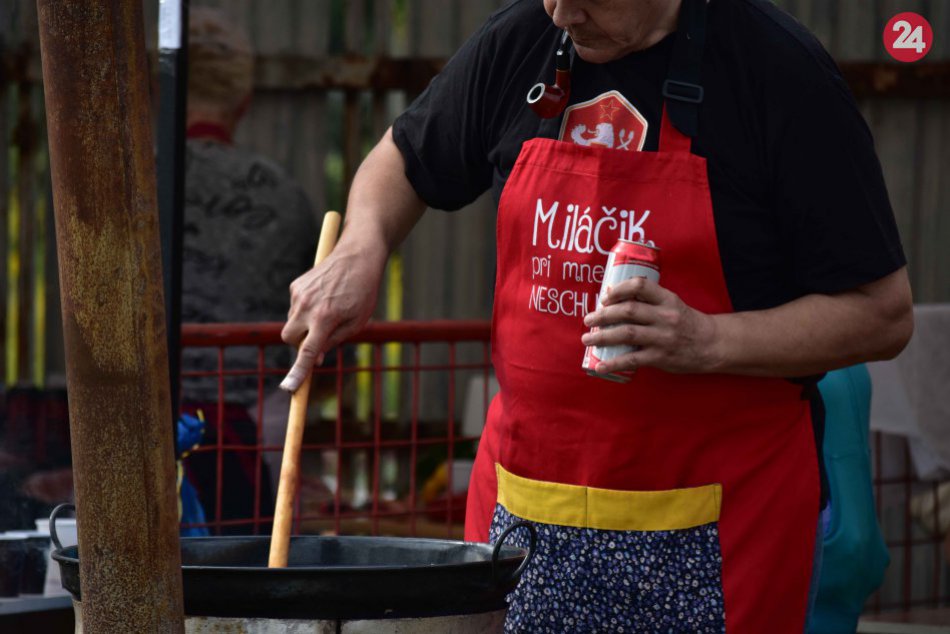 Ilustračný obrázok k článku VIDEO: V Šaci varili guľáše s tajnými prísadami, okorenené priateľstvom a láskou