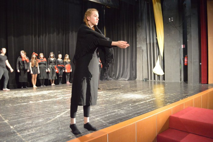 Ilustračný obrázok k článku Žiarčania zaujali aj v Poľsku: Drsné predstavenie plné emócií, FOTO