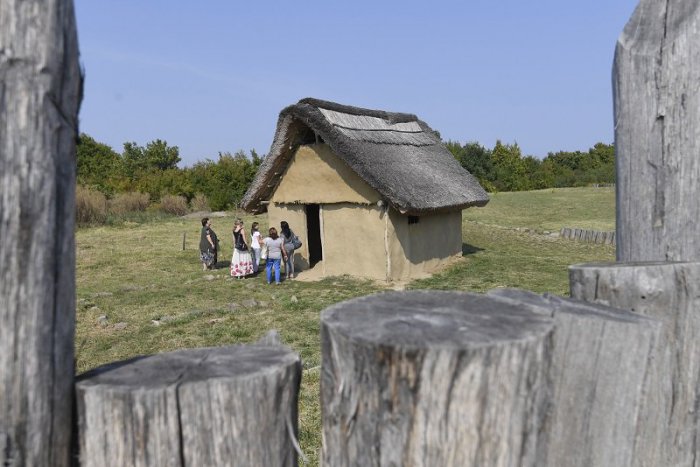 Ilustračný obrázok k článku FOTO: Archeologická lokalita v Nižnej Myšli odhaľuje život v dobe bronzovej