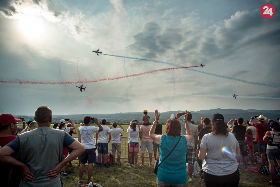Ilustračný obrázok k článku FOTO: Najväčšie letecké divadlo na Slovensku v plnom prúde: 1. deň SIAF-u na fotkách