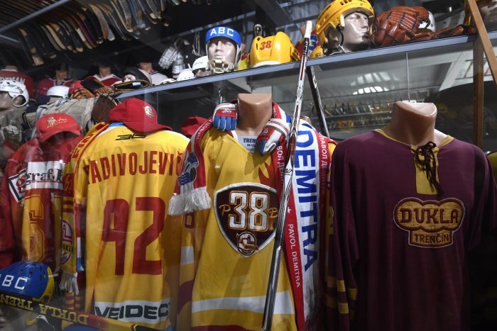 Ilustračný obrázok k článku Dukla Trenčín má nové hokejové múzeum: Aké historické artefakty v ňom môžeme vidieť? FOTO