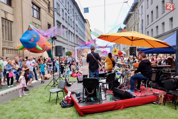 Ilustračný obrázok k článku Bratislava sa rozlúči s letom opäť veľkolepo. Na svoje si prídu priaznivci hudby aj športu