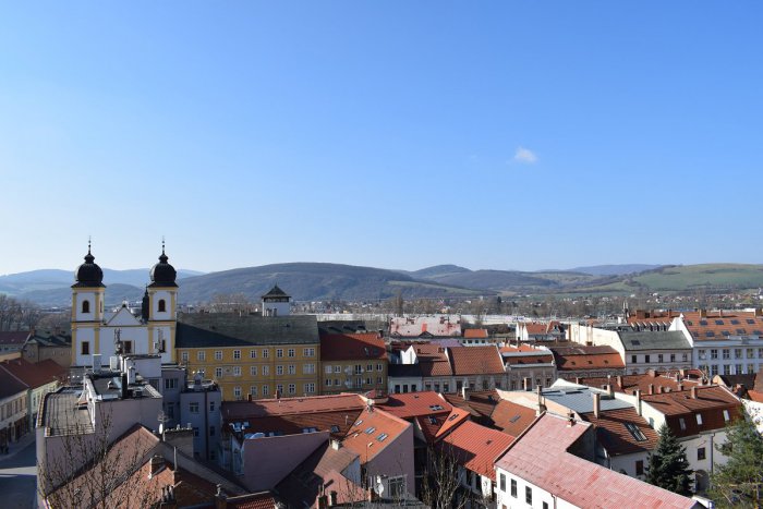 Ilustračný obrázok k článku Finančné zdravie slovenských miest: Aha, aká priečka sa ušla Trenčínu