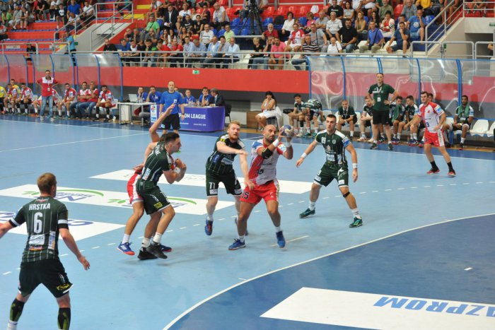 Ilustračný obrázok k článku Vysoké víťazstvo na palubovke súpera: Prešovskí hádzanári uspeli vo Vojvodine