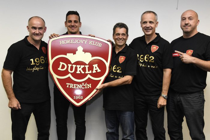 Ilustračný obrázok k článku Športový KVÍZ: Ako dobre sa vyznáte v histórii klubu Dukla Trenčín?