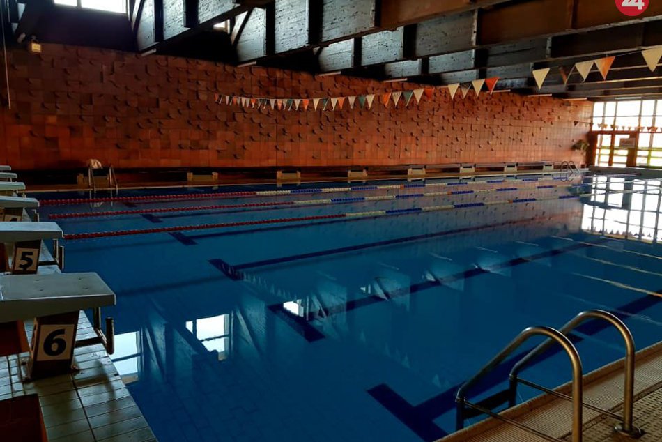 Ilustračný obrázok k článku Očakávané rekonštrukcia mikulášskej plavárne: Čo sa zmenilo? FOTO