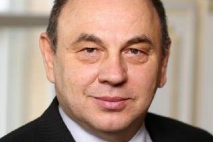 Ilustračný obrázok k článku Za starostu Devínskej Novej Vsi kandiduje aj mestský poslanec P. Hanulík