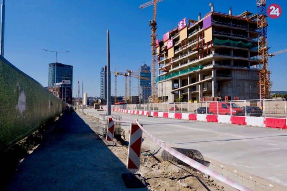 Ilustračný obrázok k článku Developer chce celkovú uzáveru Mlynských nív. Čakajú nás veľké dopravné obmedzenia