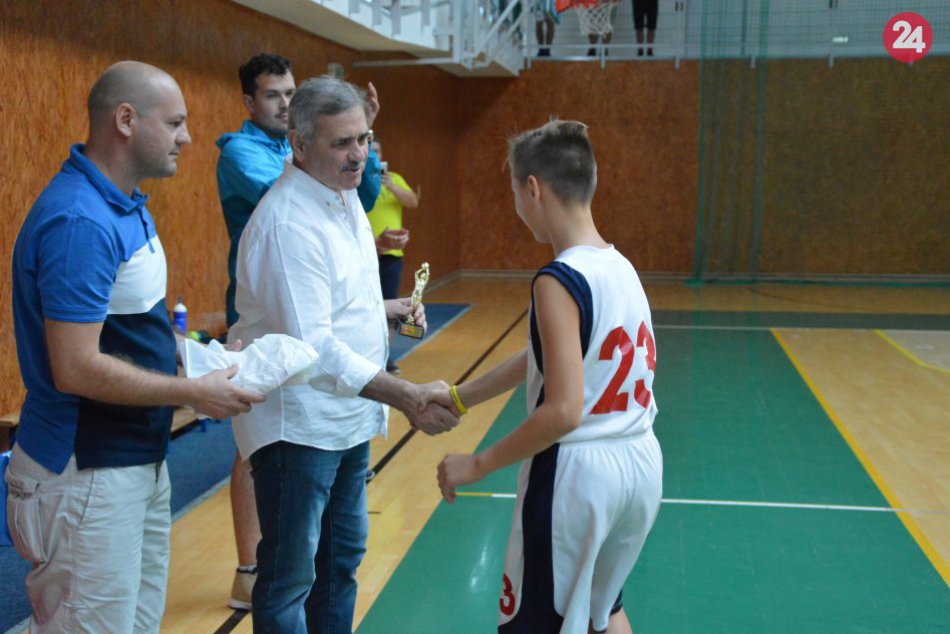 Ilustračný obrázok k článku Pekná športová myšlienka v Michalovciach: Basketbal s deťmi nielen z Užhorodu, FOTO