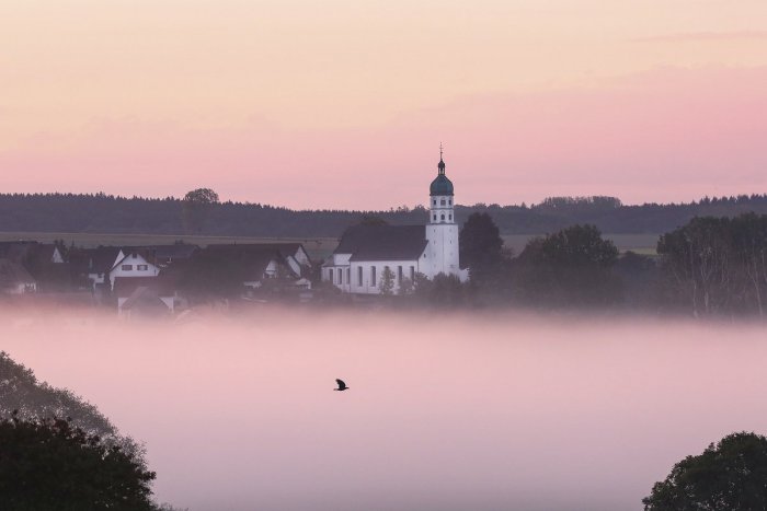 Ilustračný obrázok k článku RANNÁ ŠTVORKA:  Vo štvrtok ešte slnečno a teplo, meniny majú Ľuboslav a Ľuboslava