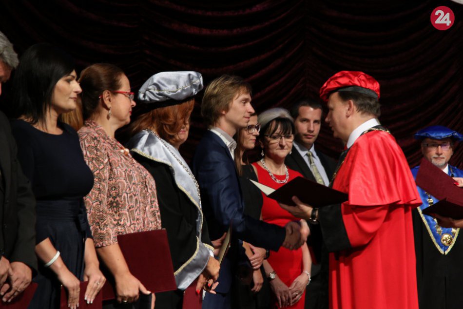 Ilustračný obrázok k článku Prešovská univerzita vstúpila do nového akademického roka: Súčasťou aj oceňovanie