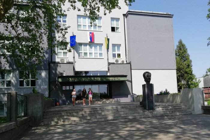 Ilustračný obrázok k článku V školách v Michalovciach je čulý stavebný ruch, FOTO