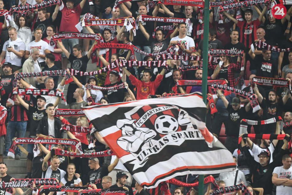 Ilustračný obrázok k článku SVET O SLOVENSKU: UEFA sa s rasizmom v Trnave nemazná