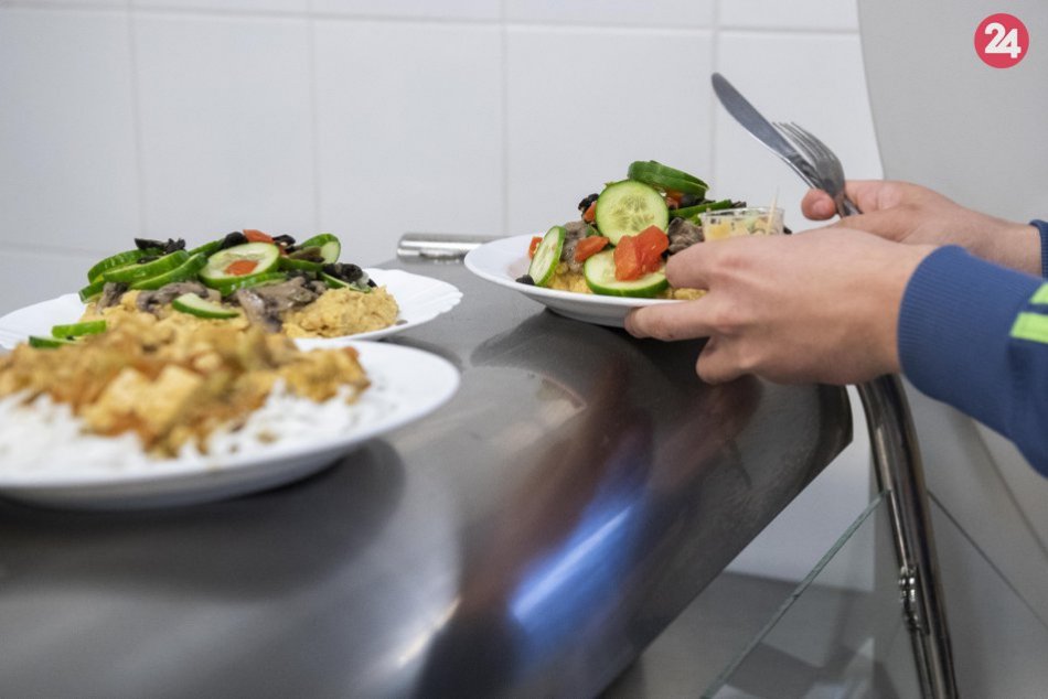 Ilustračný obrázok k článku Prvá prechádzka Trenčínom so sprievodcom v roku 2020: Reč bude o strave