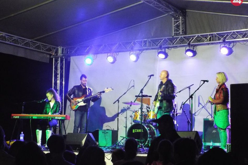 Ilustračný obrázok k článku Koncert pri tuneli v Slavošovciach: Pozrite si FOTKY z podujatia