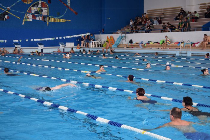 Ilustračný obrázok k článku Desiaty ročník Žilinskej plaveckej štafety: Koľko rokov mala najmladšia pretekárka?