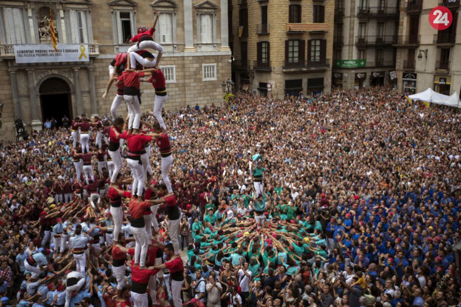 Ilustračný obrázok k článku KURIOZITA DŇA: V katalánskej Barcelone opäť stavali ľudské veže