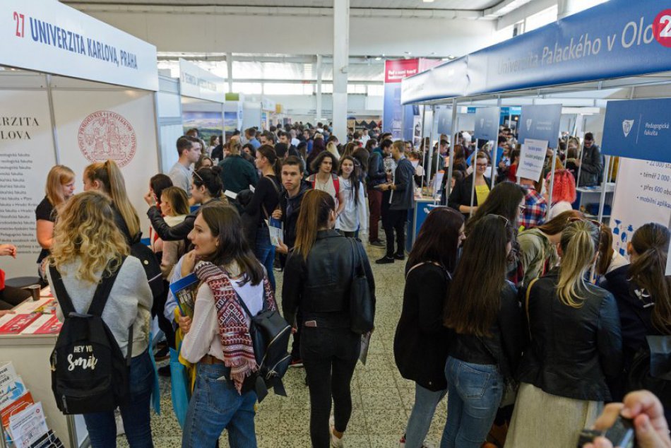 Ilustračný obrázok k článku Chcete si vybrať vysokú školu? Bystrica zažije VEĽTRH, čo všetko ponúkne záujemcom?