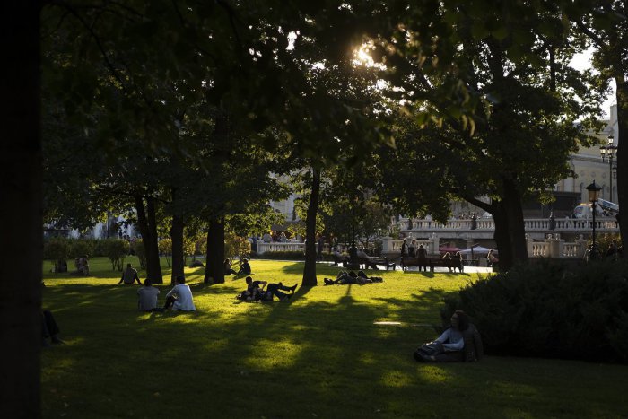 Ilustračný obrázok k článku RANNÁ ŠTVORKA:  Svetový deň srdca bude slnečný, meniny má Michal a Michaela