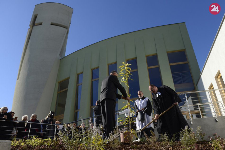 Ilustračný obrázok k článku FOTO: Po 200 rokoch majú miestni evanjelici nový kostol