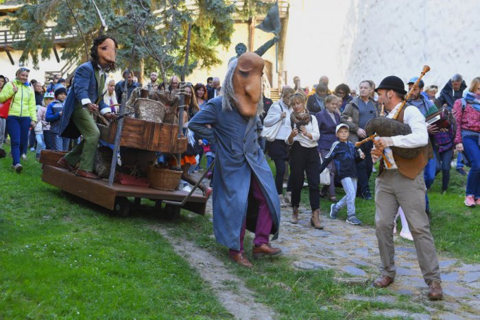 Ilustračný obrázok k článku FOTO a VIDEO: Nasajte festivalovú atmosféru štiavnických ulíc