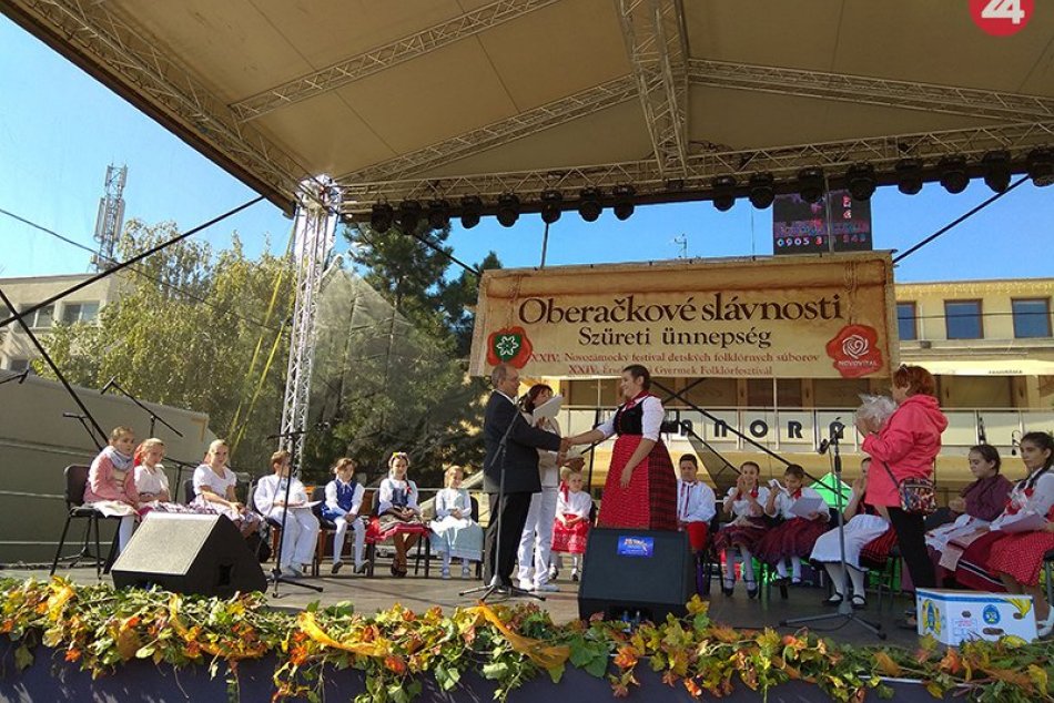 Ilustračný obrázok k článku V Zámkoch sa blíži oberačková veselica: Pozrite si PROGRAM slávností