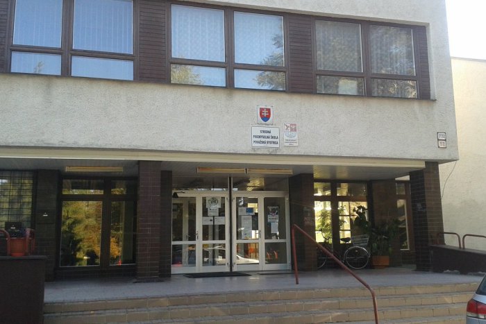 Ilustračný obrázok k článku Považskobystrická priemyslovka sa obnoví: Pozrite, čoho sa to týka, FOTO