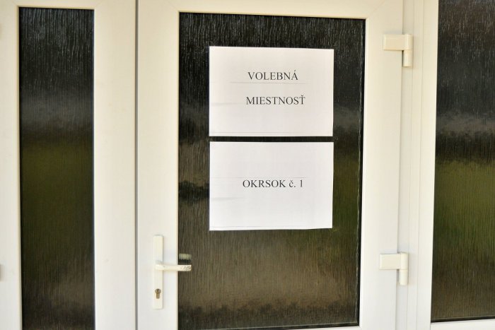 Ilustračný obrázok k článku Profesie kandidátov v Trenčíne: Poslancami chcú byť aj kuchár či fitnes trénerka