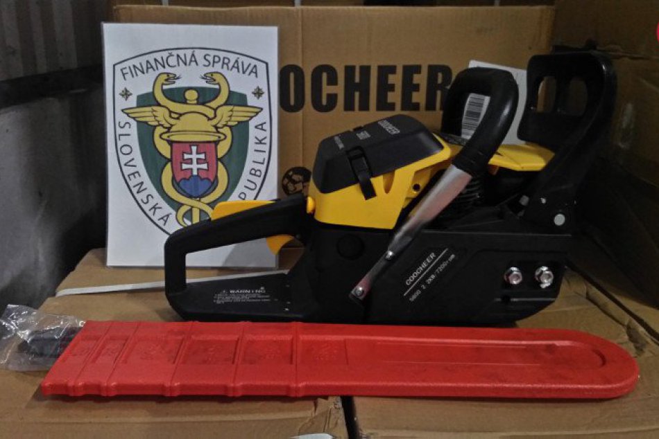 Ilustračný obrázok k článku FOTO: Veľký úlovok aj novozámockých colníkov, zadržali nebezpečný tovar z Číny