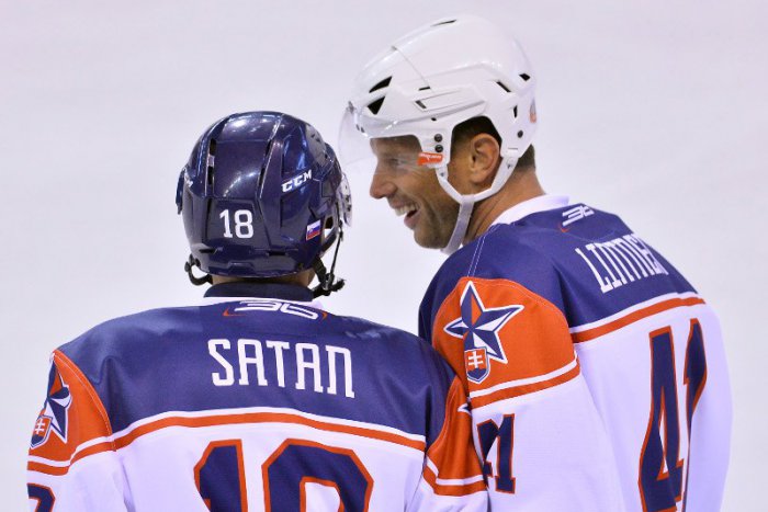 Ilustračný obrázok k článku Novozámocký ľad rozpáli hokejová exhibícia: Tím osobností povedie Miroslav Šatan!