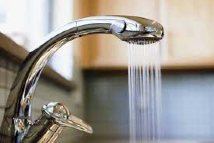 Ilustračný obrázok k článku Šulekovo bez vody: Porucha na vodovodnom potrubí si vyžiadala okamžitú opravu