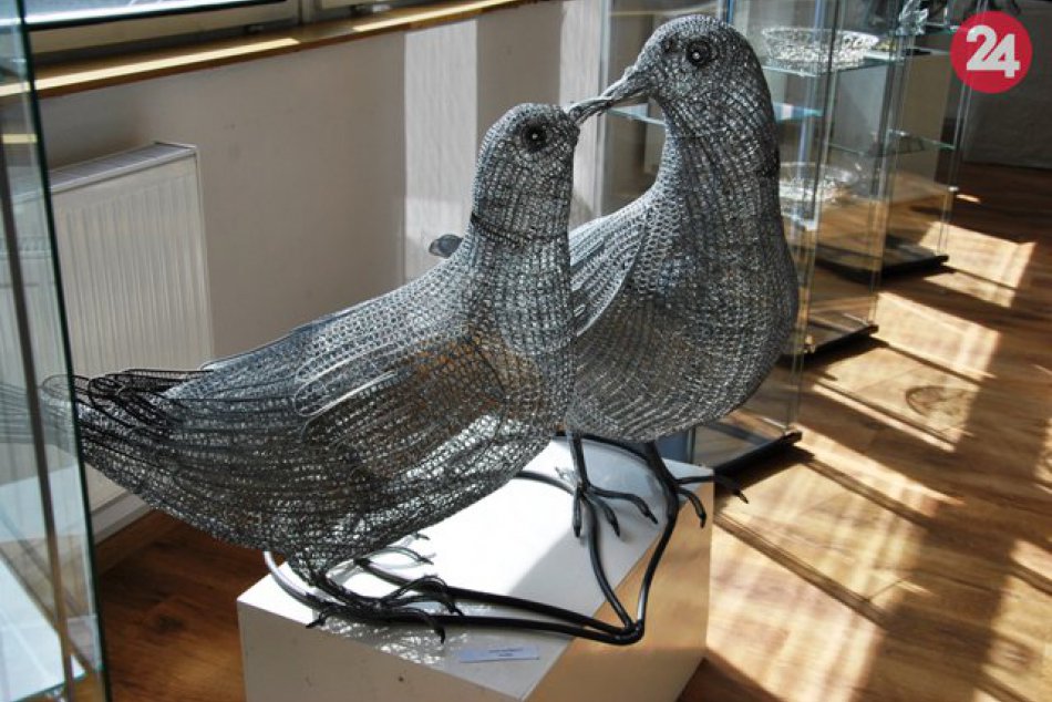 Ilustračný obrázok k článku V Považskej vystavia originálne diela: Pozrite na FOTO tú nádheru z drôtu