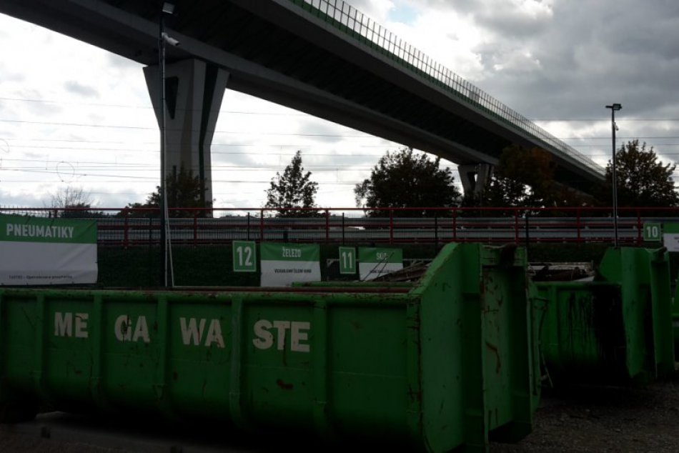Ilustračný obrázok k článku Považskobystričania, pozor: Zberný dvor je na novom mieste, VIDEO a FOTO