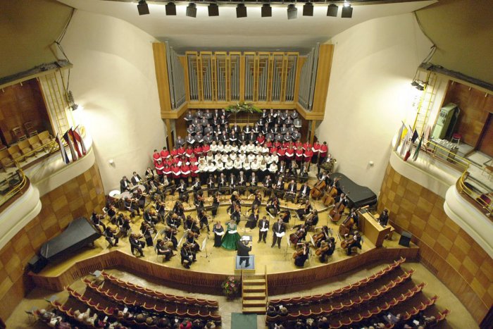 Ilustračný obrázok k článku Známa sopranistka zo Šale Lívia Aghová: Onedlho oslávi pekné jubileum