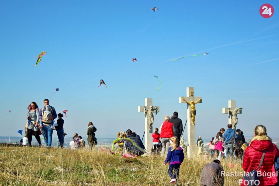 Ilustračný obrázok k článku STOVKY farebných šarkanov nad kalváriou v Nitre: KEDY bude obľúbená ŠARKANIÁDA?