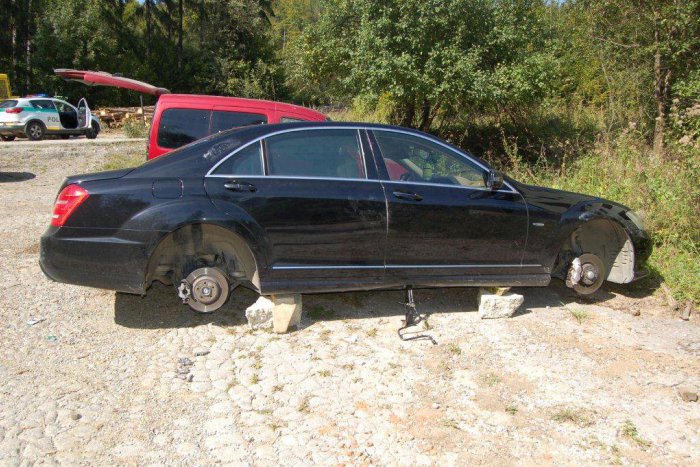 Ilustračný obrázok k článku Séria vlámačiek na Kysuciach: Policajti obvinili troch mužov (40, 29, 28), FOTO