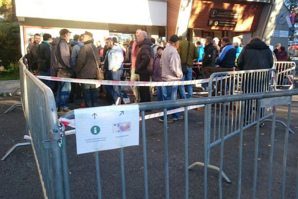 Ilustračný obrázok k článku Zberatelia si privstali: V sobotu ráno začal predaj 0€ bakovky Štrbské Pleso