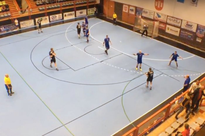 Ilustračný obrázok k článku Hádzanári s prehrou: Topoľčany nestačili na domácu Považskú Bystricu, VIDEO